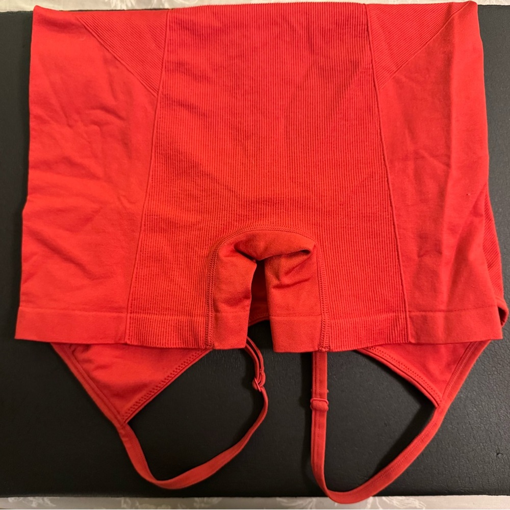 Colsie Red Ribbed Bodysuit Adjustable Straps - Picture 4 of 5